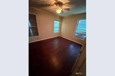 208 Bowie Street, Port Lavaca, TX 77979 - Photo 10