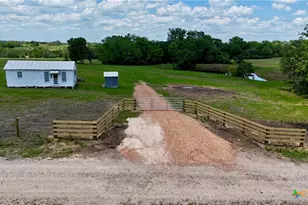1070 Muehr Rd, Weimar, TX 78962 - Photo 30