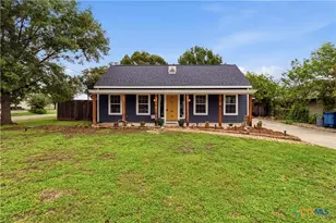 594 Kellys Way, New Braunfels, TX 78130 - Photo 6