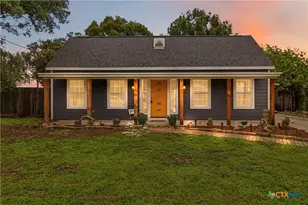 594 Kellys Way, New Braunfels, TX 78130 - Photo 2