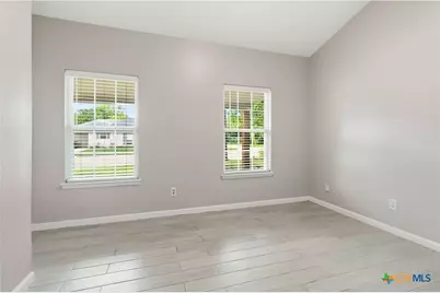 594 Kellys Way, New Braunfels, TX 78130 - Photo 32