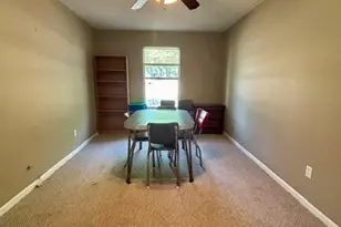 605 River Oaks Dr, Gatesville, TX 76528 - Photo 8