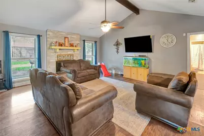 206 Fleetwood Drive, Victoria, TX 77901 - Photo 2