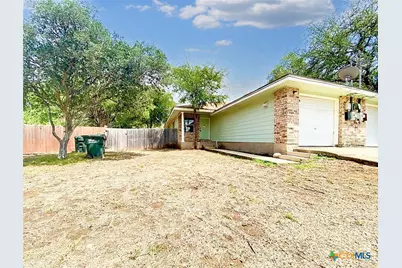 106 Hughson Court, San Marcos, TX 78666 - Photo 2