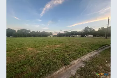 1408 S Depot Street, Victoria, TX 77901 - Photo 2