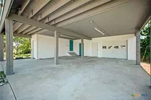 115 W Adams St, Port O'Connor, TX 77982 - Photo 26