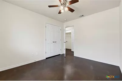 908 E Avenue B, Lampasas, TX 76550 - Photo 18