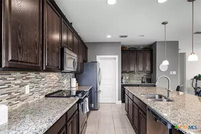 618 Wagon Wheel Drive, Canyon Lake, TX 78133 - Photo 18