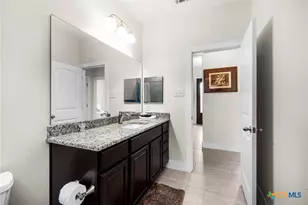 618 Wagon Wheel Dr, Canyon Lake, TX 78133 - Photo 14