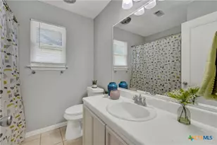 1917 Castle Gate Cir, San Marcos, TX 78666 - Photo 20