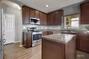 2234 Lakeline Dr, New Braunfels, TX 78130 - Photo 10