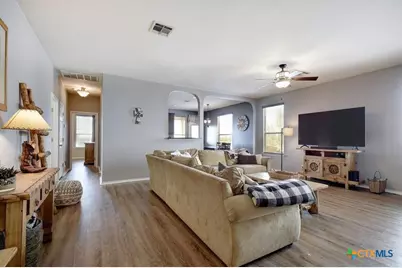 2234 Lakeline Drive, New Braunfels, TX 78130 - Photo 6
