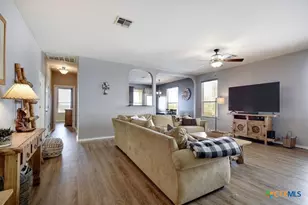 2234 Lakeline Dr, New Braunfels, TX 78130 - Photo 6