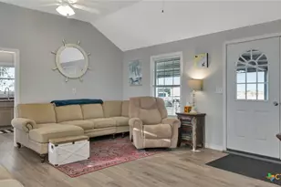8078 State Hwy 35, Palacios, TX 77465 - Photo 16