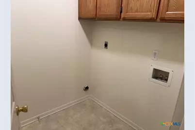 301 W Avenue D, Copperas Cove, TX 76522 - Photo 6