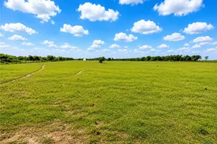255 Gin Rd, Victoria, TX 77905 - Photo 2