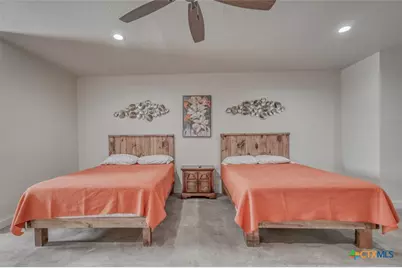 1233 N Ocean Drive, Port Lavaca, TX 77979 - Photo 16