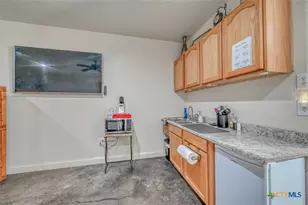 1233 N Ocean Dr, Port Lavaca, TX 77979 - Photo 30