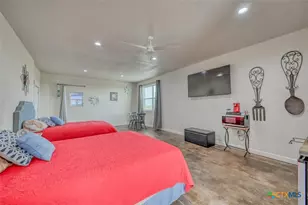 1233 N Ocean Dr, Port Lavaca, TX 77979 - Photo 42