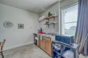 1233 N Ocean Dr, Port Lavaca, TX 77979 - Photo 22