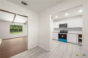 195 Woodland Trail, Belton, TX 76513 - Photo 6