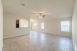 6328 Dorothy Muree Dr, Temple, TX 76502 - Photo 2