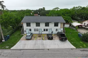 1705 Holloman Dr, Port Lavaca, TX 77979 - Photo 6