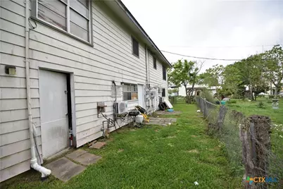 1705 Holloman Drive, Port Lavaca, TX 77979 - Photo 6