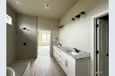 607 Golden Eagle, Salado, TX 76571 - Photo 8