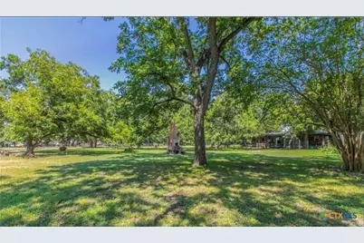 200 Whitsett Street, Belton, TX 76513 - Photo 8
