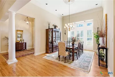 115 Alameda Circle, Victoria, TX 77904 - Photo 4