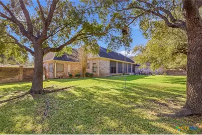 115 Alameda Circle, Victoria, TX 77904 - Photo 44