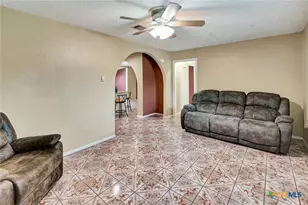 1504 Sam Houston Dr, Victoria, TX 77901 - Photo 2