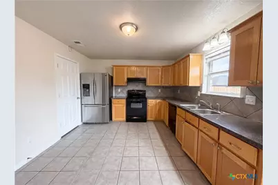 3905 Llano Estacado Court, Killeen, TX 76549 - Photo 2