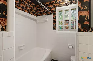 2804 E Loma Vista Ave, Victoria, TX 77901 - Photo 10