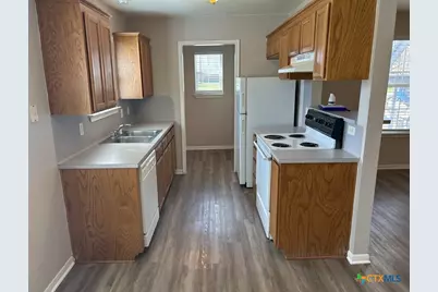 202 W Truman Avenue, Copperas Cove, TX 76522 - Photo 18