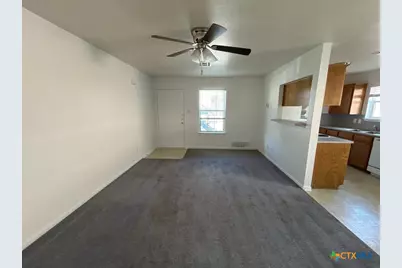 202 W Truman Avenue, Copperas Cove, TX 76522 - Photo 8