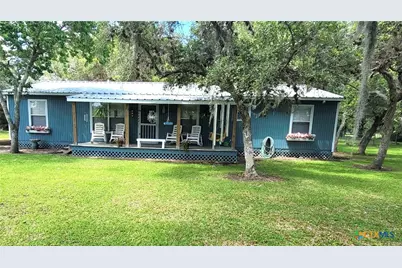 324 Wooldridge Road, Seadrift, TX 77983 - Photo 2