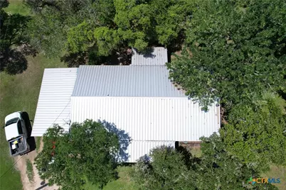 324 Wooldridge Road, Seadrift, TX 77983 - Photo 6