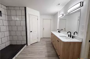 410 Cole Ave, Temple, TX 76501 - Photo 10