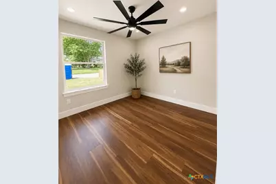 407 E Lamar Avenue, Temple, TX 76501 - Photo 10