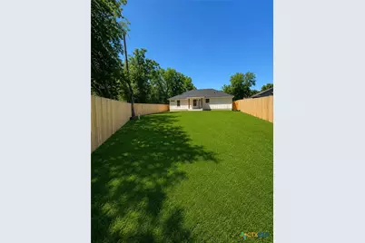 407 E Lamar Avenue, Temple, TX 76501 - Photo 22