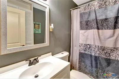 2402 E Brazos Street, Victoria, TX 77901 - Photo 22