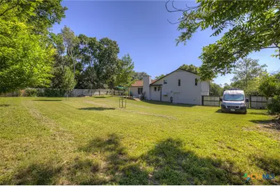 96 W Hampton Drive, Seguin, TX 78155 - Photo 34