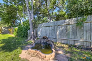 96 W Hampton Dr, Seguin, TX 78155 - Photo 36