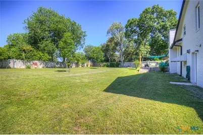 96 W Hampton Drive, Seguin, TX 78155 - Photo 32