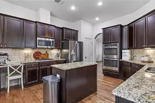 242 Allemania Dr, New Braunfels, TX 78132 - Photo 18