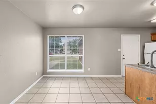5216 W Ridge Blvd, Temple, TX 76502 - Photo 8