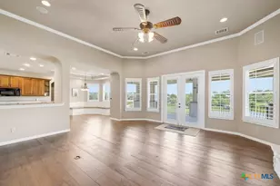 129 Bandit Bay View, New Braunfels, TX 78130 - Photo 4