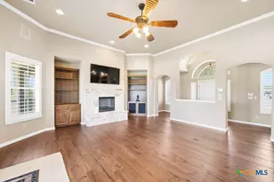 129 Bandit Bay View, New Braunfels, TX 78130 - Photo 6
